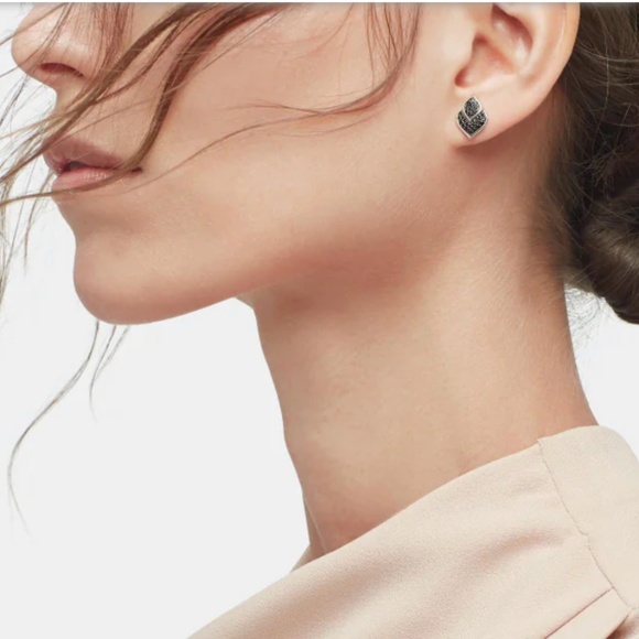 John Hardy Black Spinel Sapphire Stud Earrings